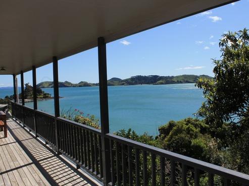 20A Puriri Road, Te Kouma