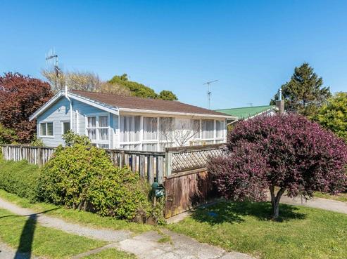 66 Raumati Road, Raumati Beach
