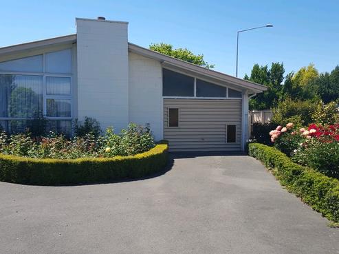 2 Parker Street, Hornby
