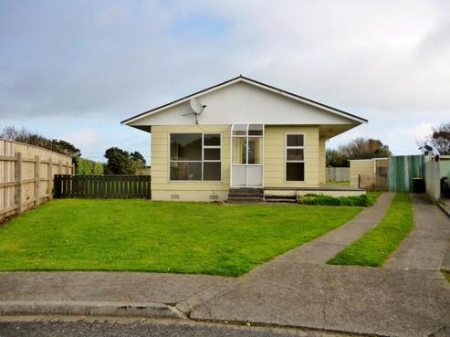 12 Hughson Place, Opunake