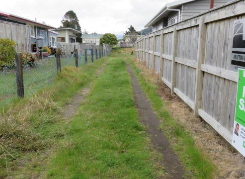 121B Ocean Road, Whangamata