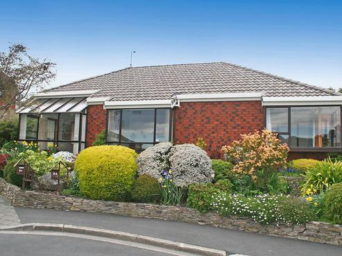 8A Glenfinnan Place, Andersons Bay