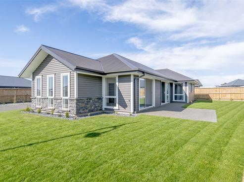51 Beachvale Drive, Woodend Beach