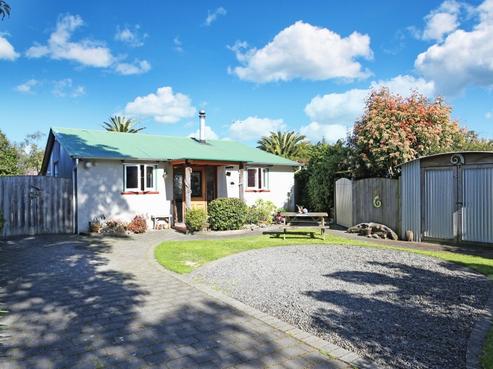 3 Grove Road, Haumoana