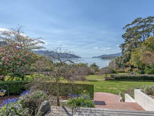 11 Cholmondeley Lane, Governors Bay