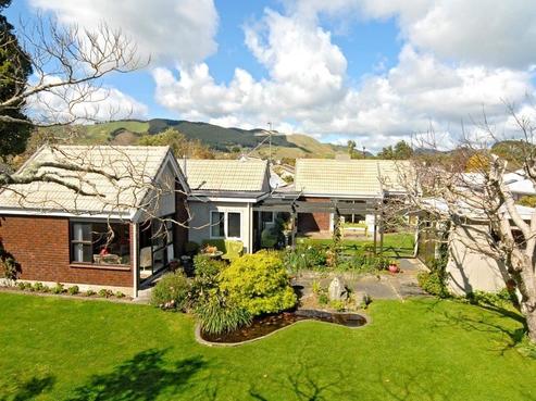 381A Te Moana Road, Waikanae