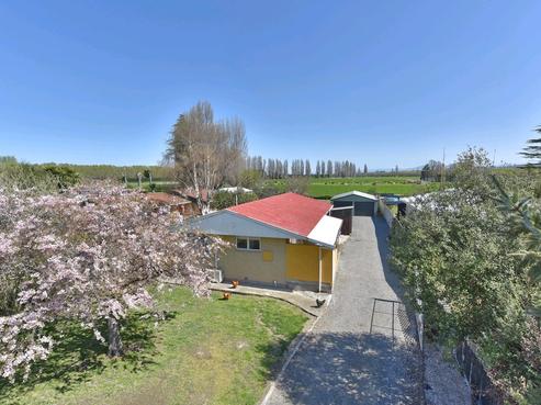 1541 Main North Road, Waikuku
