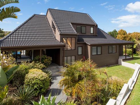 16 Saint Ives Terrace, Mairangi Bay