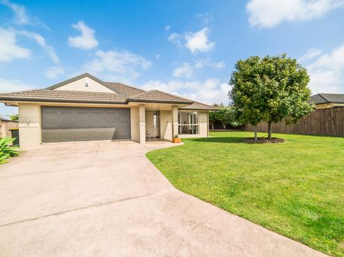 54 Lough Bourne Drive, Pukekohe