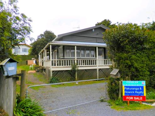 112 Kitchener Road, Waiuku