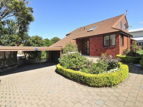 42A Kings Crescent, Central Hutt