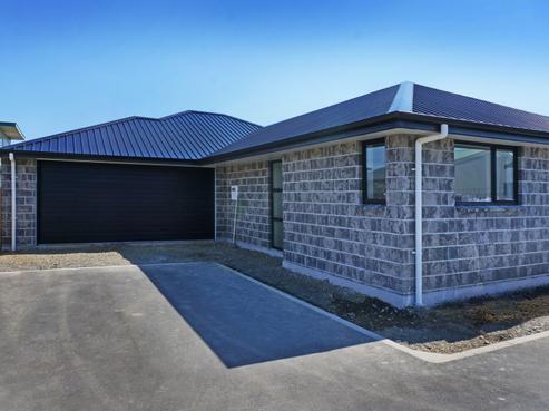 30D Lowe Street, Avenal