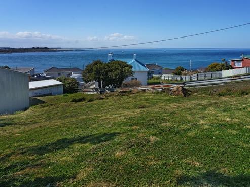1D Raymond Street, Bluff