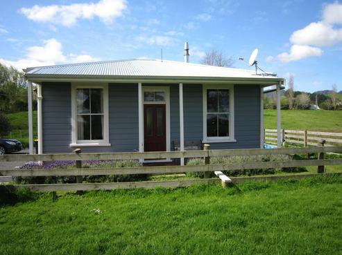 43 Station Road, Puriri