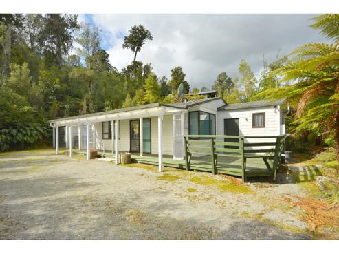 5 Korua Street, Moana / Lake Brunner