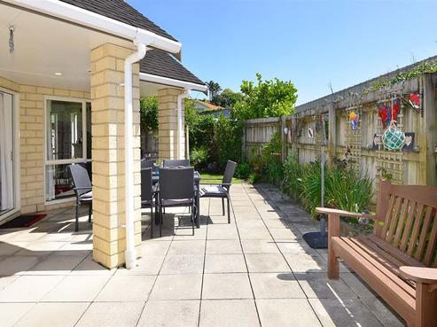 10A Tauranga Place, Orewa