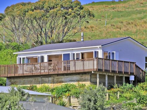 14A Beach Road, Porangahau