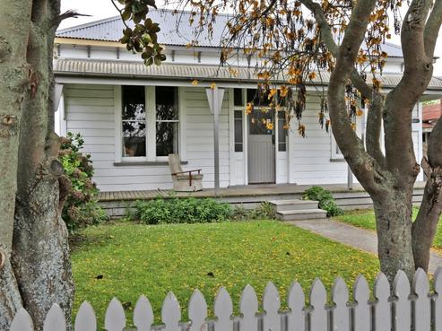613 Queen Street West, Saint Leonards