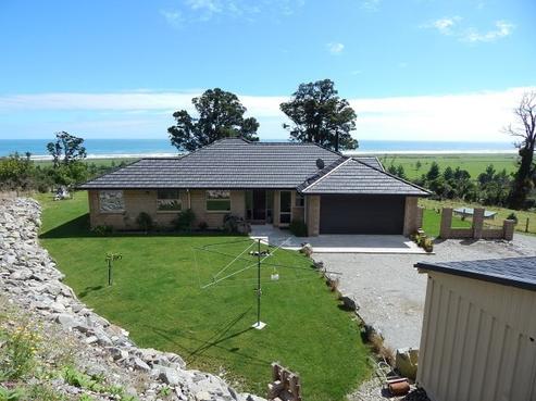2624 Coast Road, Barrytown
