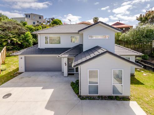 99 Glenvar Road, Torbay