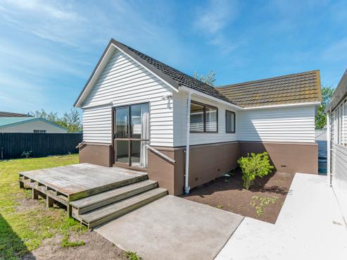 13A Boyne Avenue, Northcote