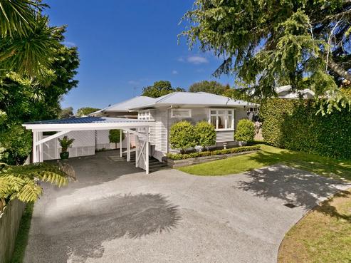 17 Glade Place, Birkenhead