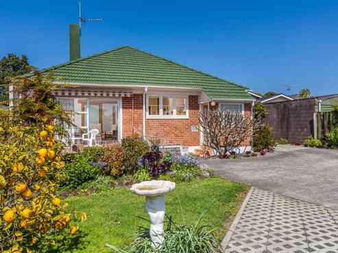 259 Meola Road, Point Chevalier