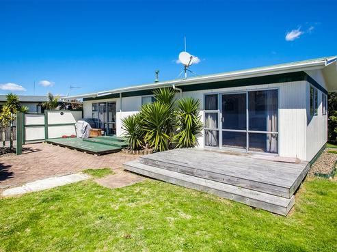 12 Alpha Avenue, Coastlands