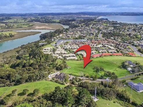 457 Whangaparaoa Road, Stanmore Bay