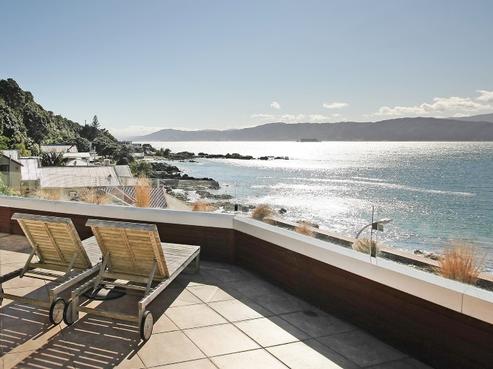 3/279 Karaka Bay Road, Karaka Bays
