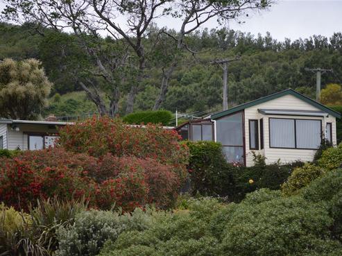 14 Haywards Lane, Duvauchelle