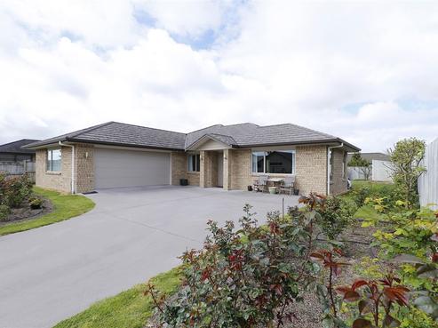 51 Aquila Crescent, Rototuna North