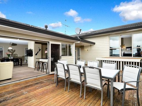 112 Luckens Road, West Harbour