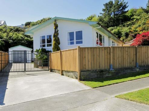 9 Invercargill Drive, Kelson