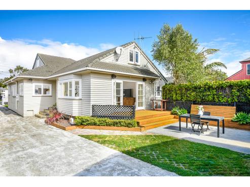 56 Tawa Road, One Tree Hill