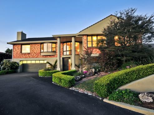 8 Riverview Terrace, Fairfield