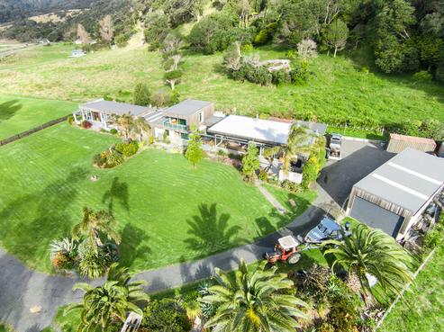 10730 State Highway 35, Waihau Bay