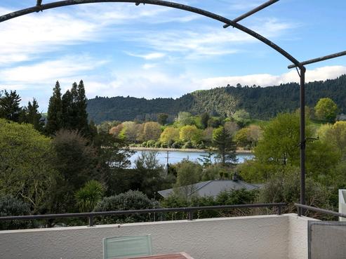 10 Branch Road, Lake Okareka