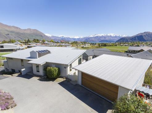 92 Kings Drive, Wanaka