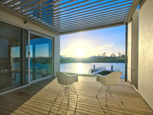 13 Fred Carr Place, One Tree Point