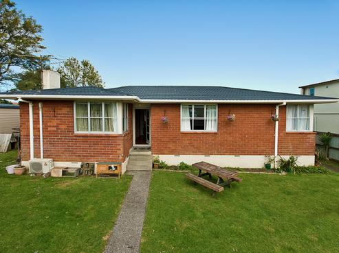 52 Kitchener Road, Waiuku