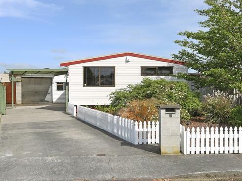 3 Halleys Court, Feilding