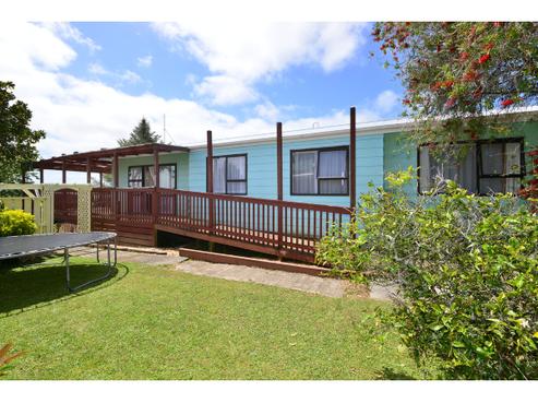 48 School Road, Wellsford