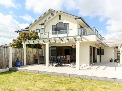 46 Shelter Grove, Frankleigh Park