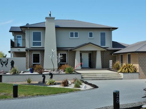 28 Lomond Grove, Acacia Bay