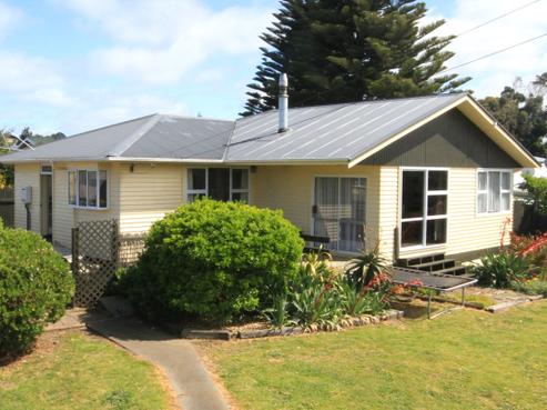 2 Karyn Street, Castlecliff