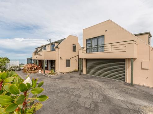 10 Dunkeld Lane, Redcliffs