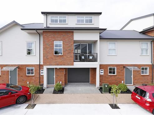 28 Chiefs Court, Hamilton East