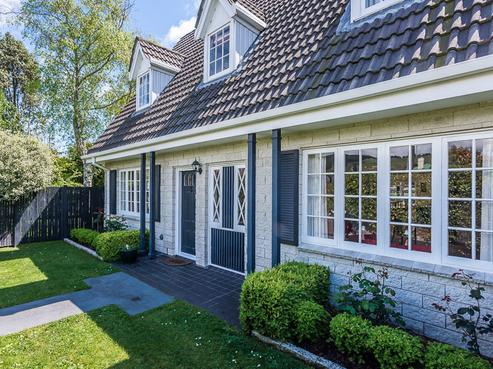 11 Koromiko Road, Waikanae