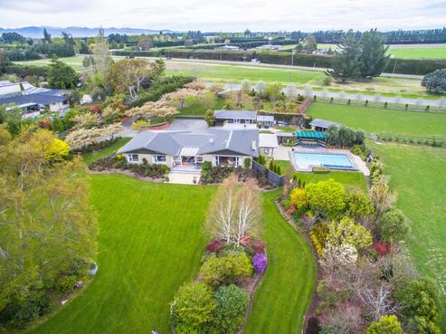 138 Old West Coast Road, Yaldhurst